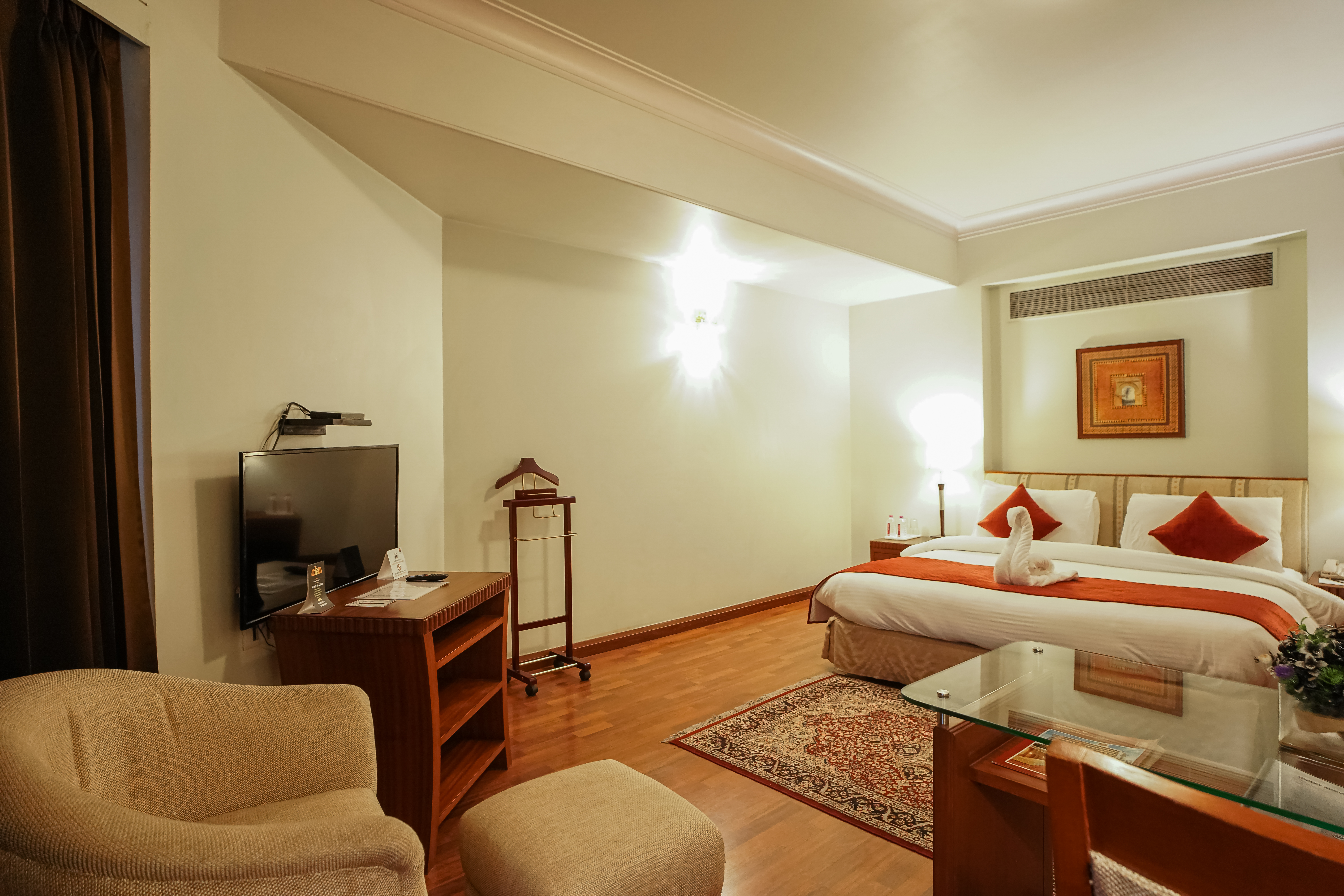 Luxury hotel smart room technology